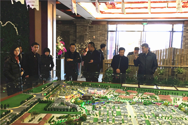 東盟中小企業(yè)發(fā)展委員會主席陳杰克 一行赴涇河新城考察、座談