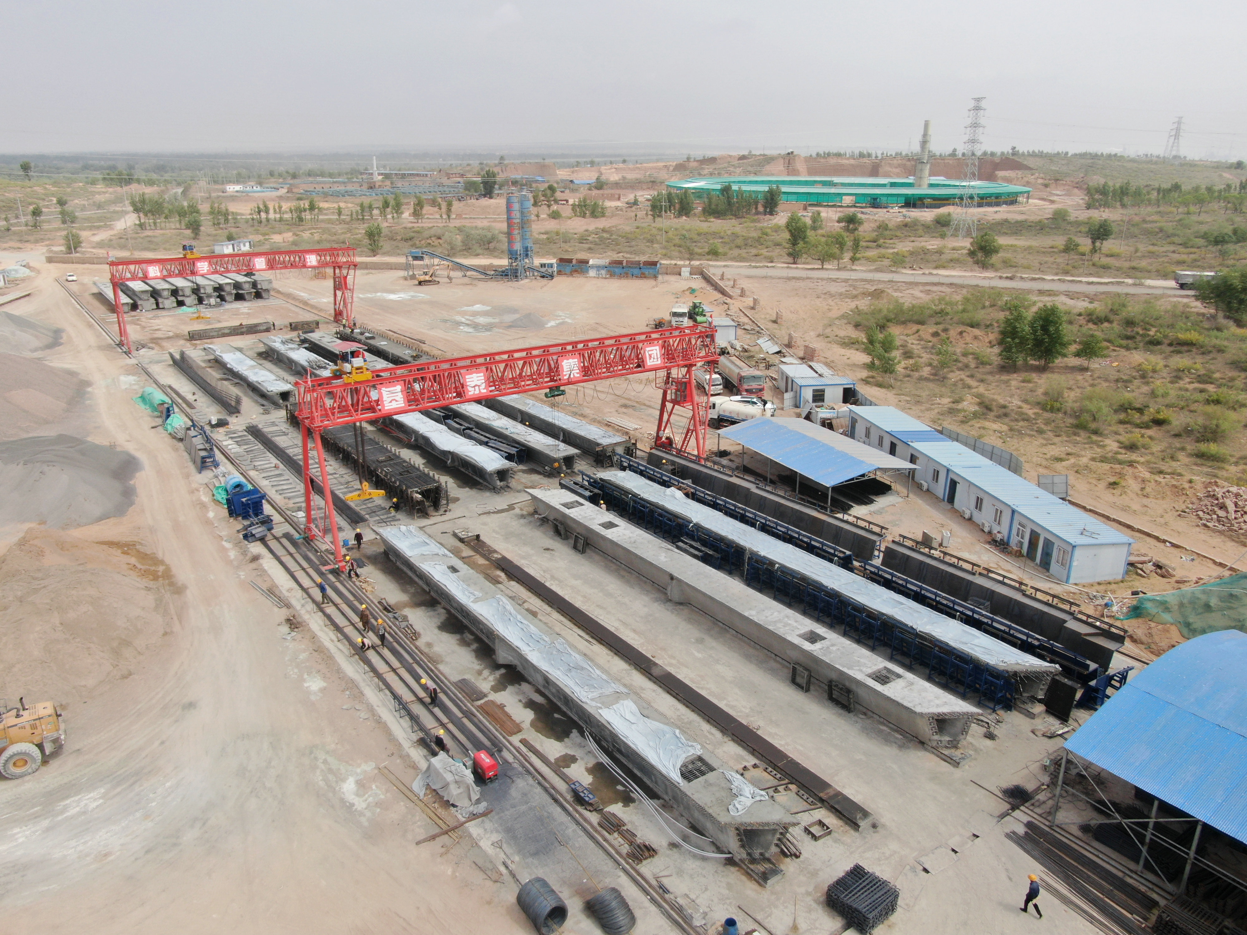 步履不停 大干前行——靖邊縣東過境危化通道及物流中轉(zhuǎn)區(qū)PPP項(xiàng)目掀起大干熱潮